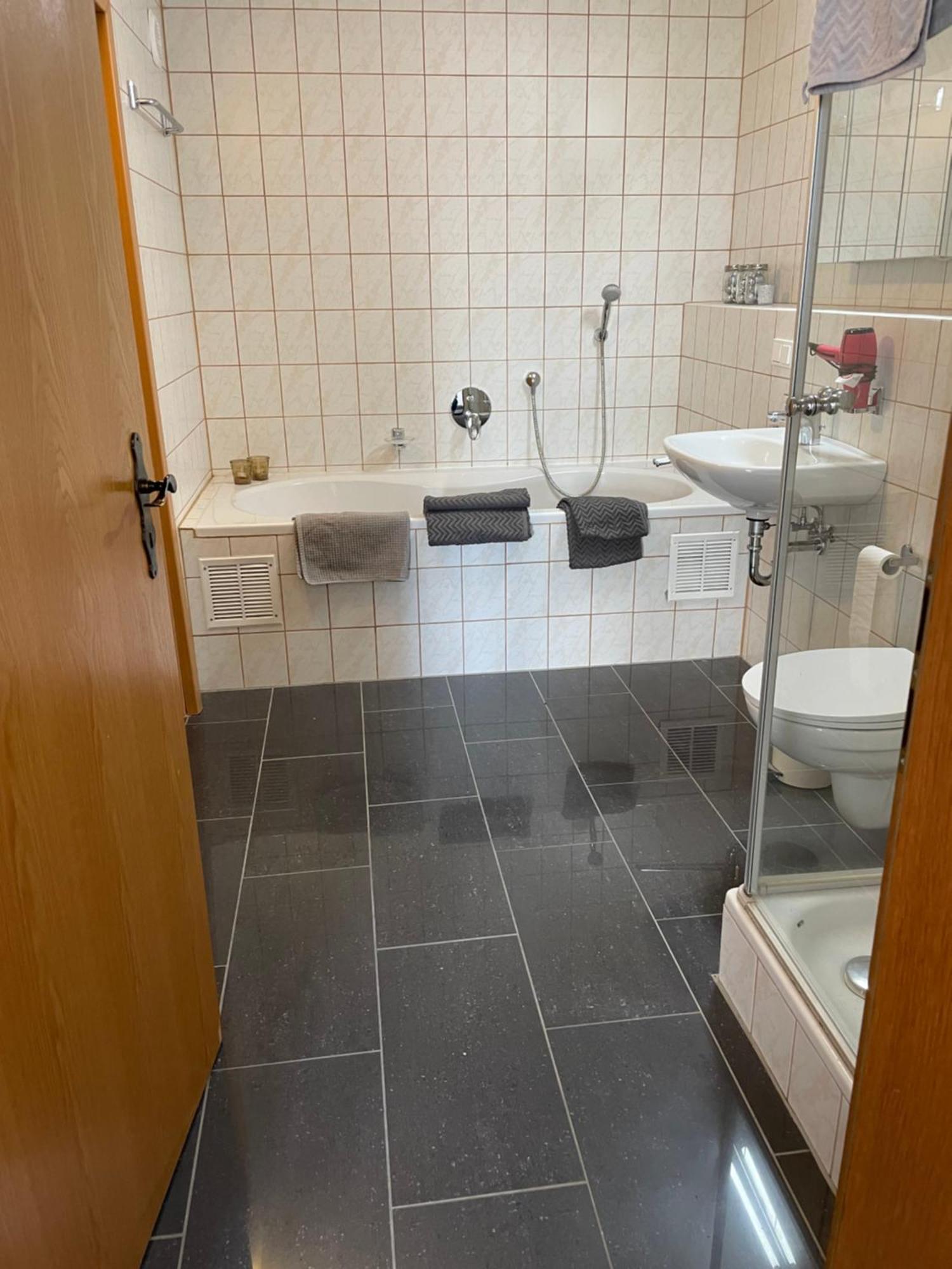 Haus Valentina 1 Apartman Bad Bergzabern Kültér fotó